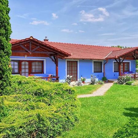Magyar Apartmanhazak I-Iii. Zalakaros Zewnętrze zdjęcie