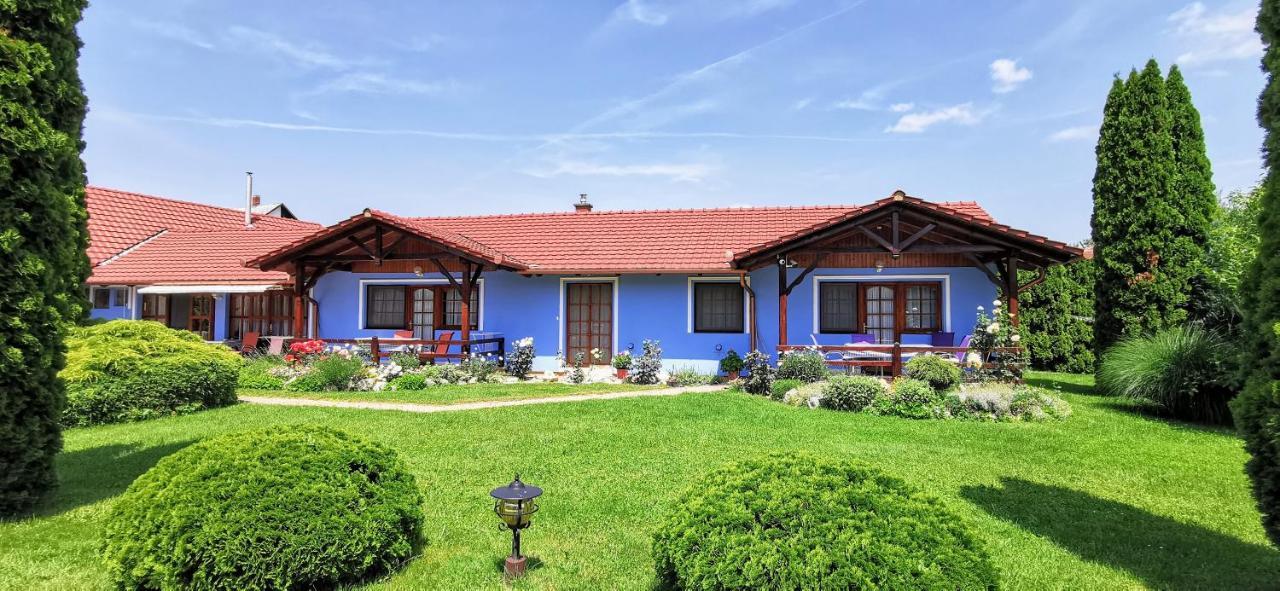 Magyar Apartmanhazak I-Iii. Zalakaros Zewnętrze zdjęcie