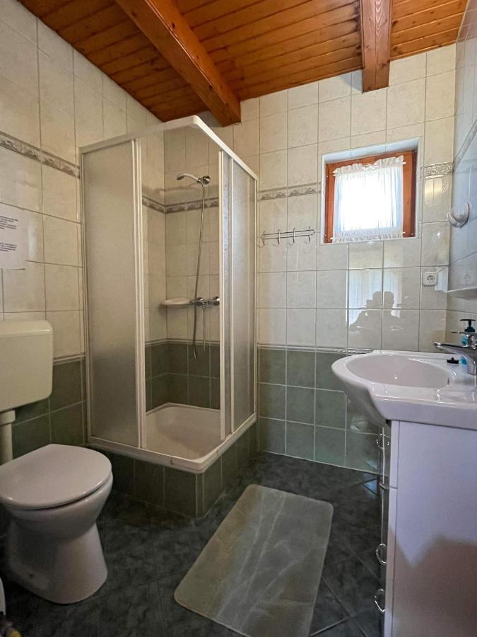 Magyar Apartmanhazak I-Iii. Zalakaros Zewnętrze zdjęcie