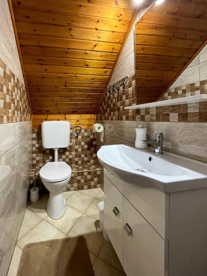 Magyar Apartmanhazak I-Iii. Zalakaros Zewnętrze zdjęcie