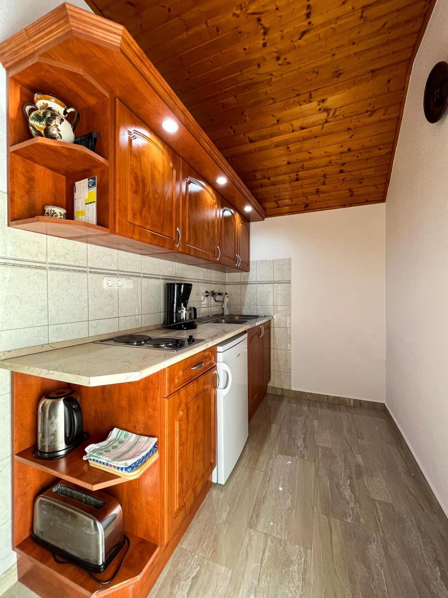 Magyar Apartmanhazak I-Iii. Zalakaros Pokój zdjęcie