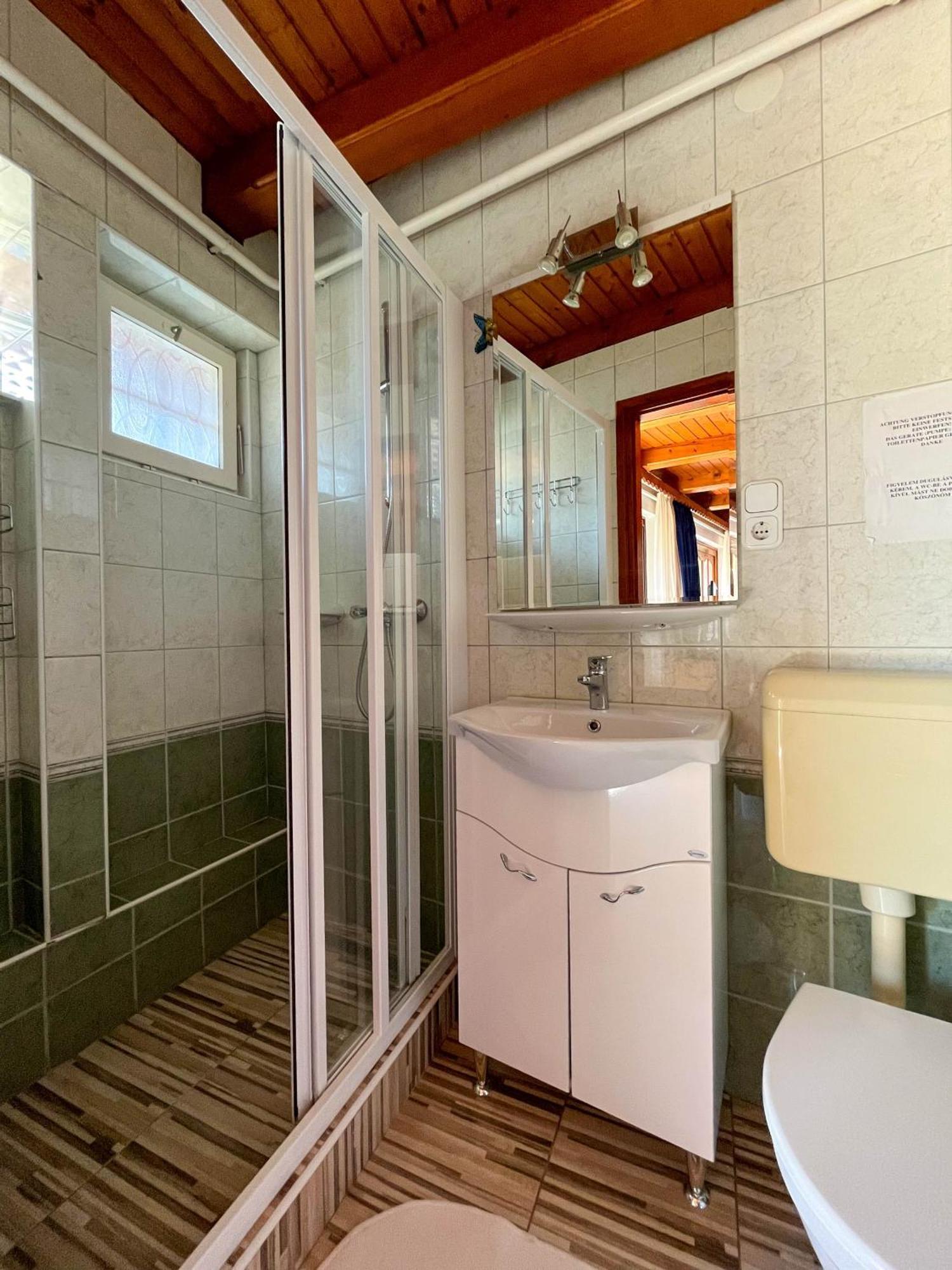 Magyar Apartmanhazak I-Iii. Zalakaros Pokój zdjęcie
